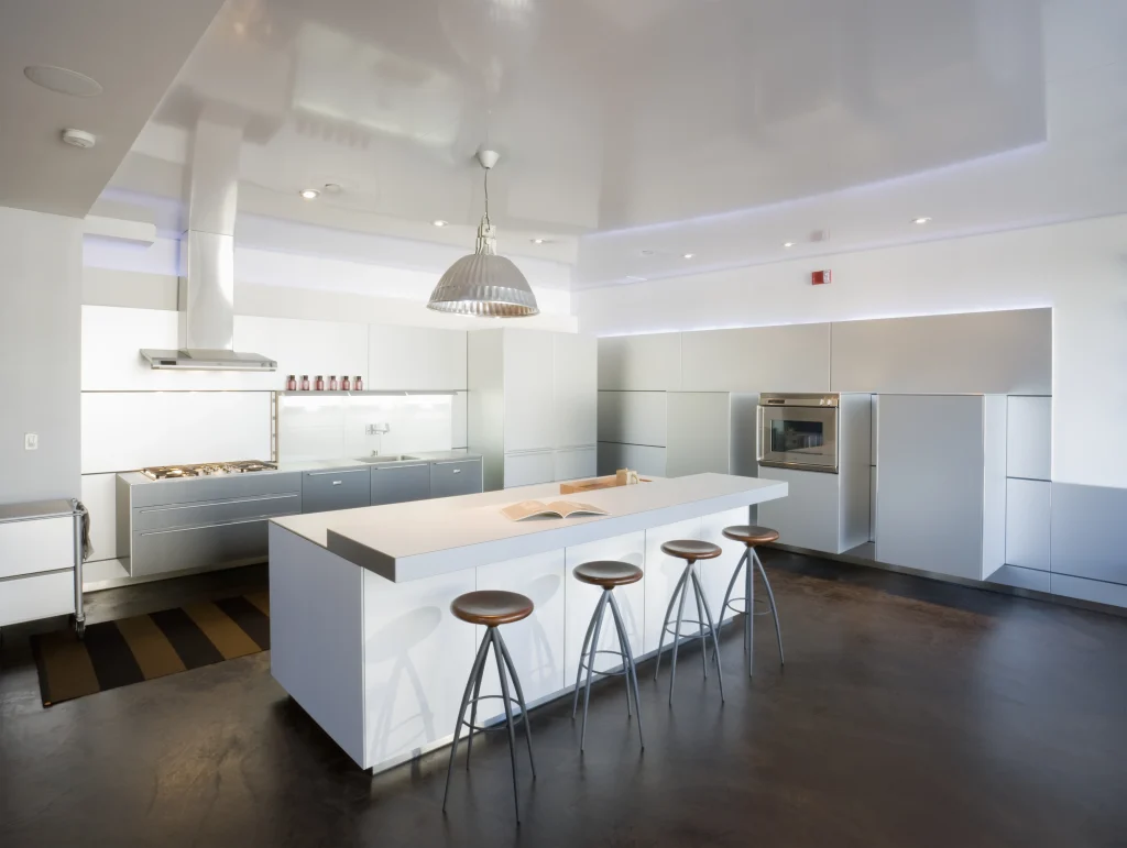 White Kitchens 2025 Decorzio