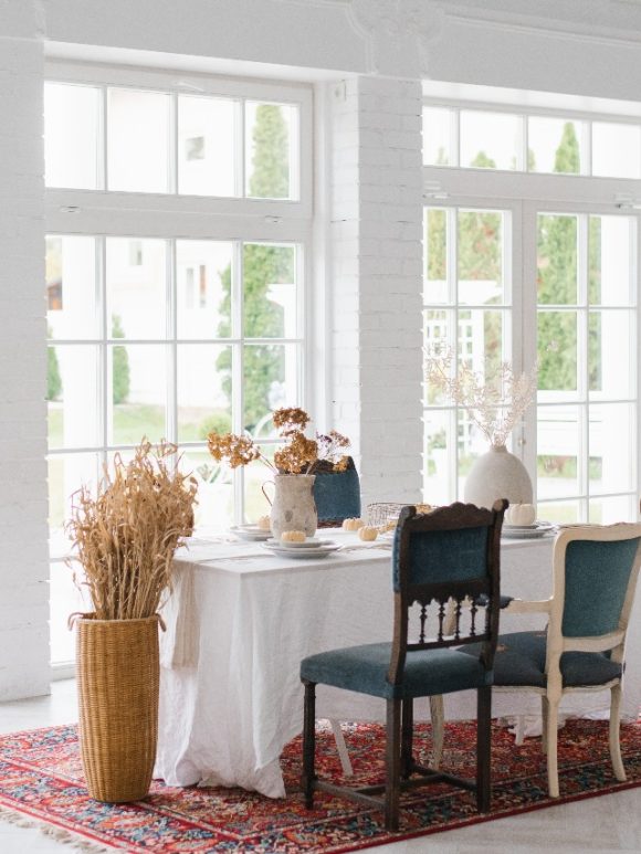 Modern vs. Traditional Home Decor: Which Style Suits You?