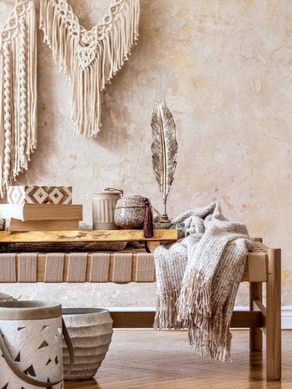 25 Boho Living Room Trends That Are Cozy, Curved & Completely 2025