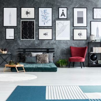 17 Stunning Living Room Gallery Wall Designs To Try