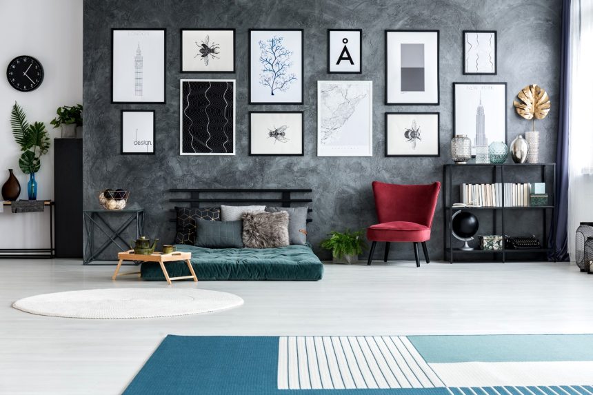 17 Stunning Living Room Gallery Wall Designs To Try