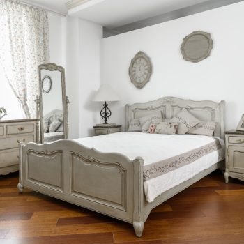 12 Elegant Rococo Revival Ideas to Make Your Bedroom a Vintage Paradise