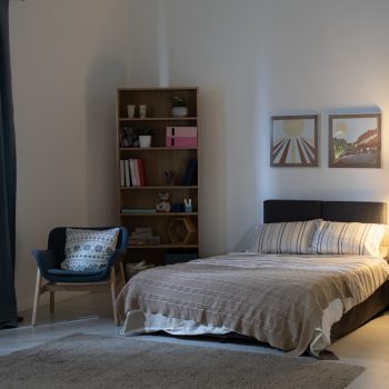 16 Minimalist Bedroom Reading Nook Ideas to Unwind